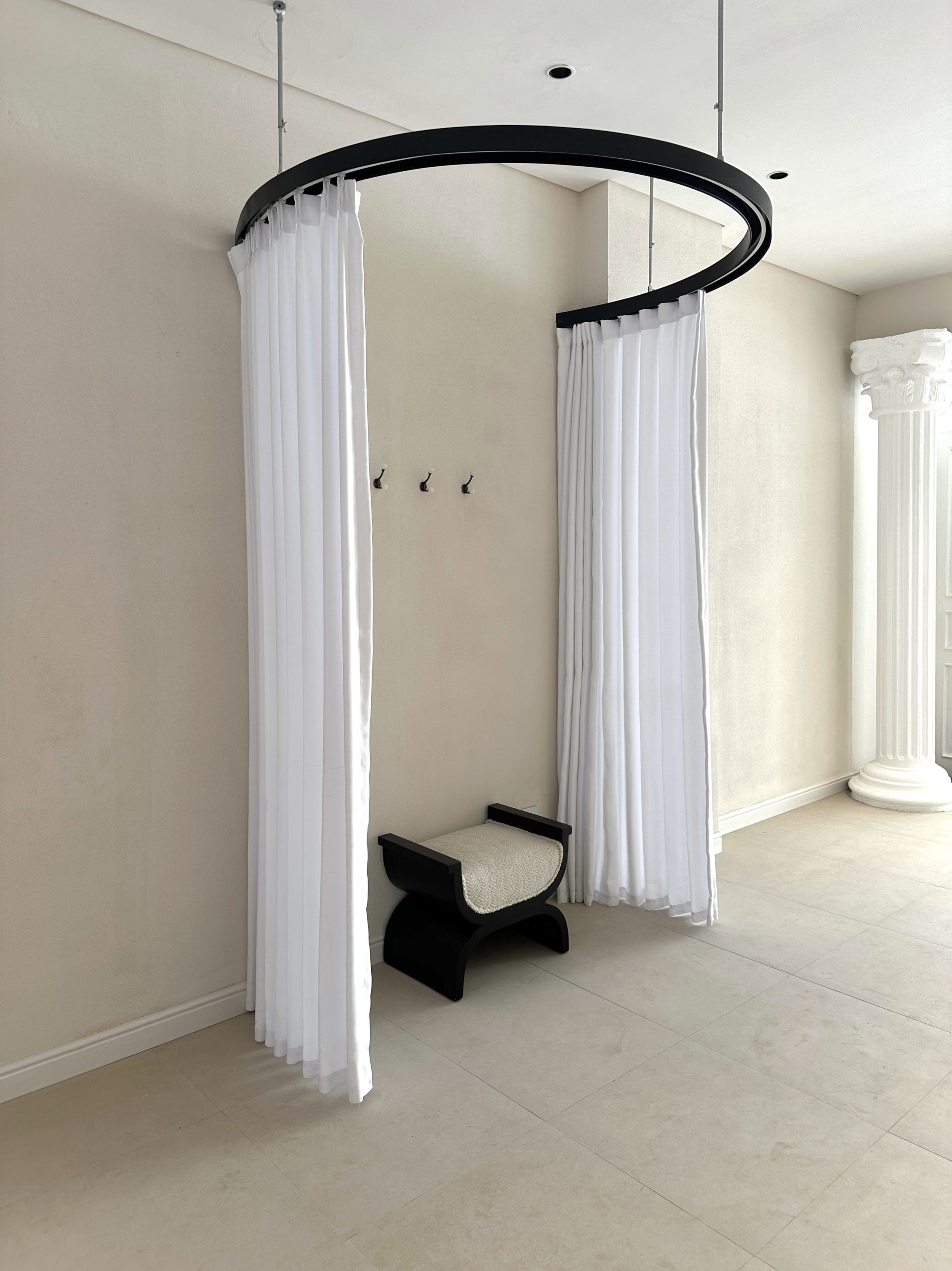 Room 2 - Image 9